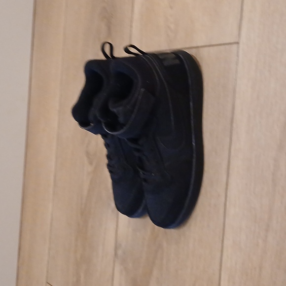 Nike Court Borough Mid Top Sneakers - Picture 3 of 5